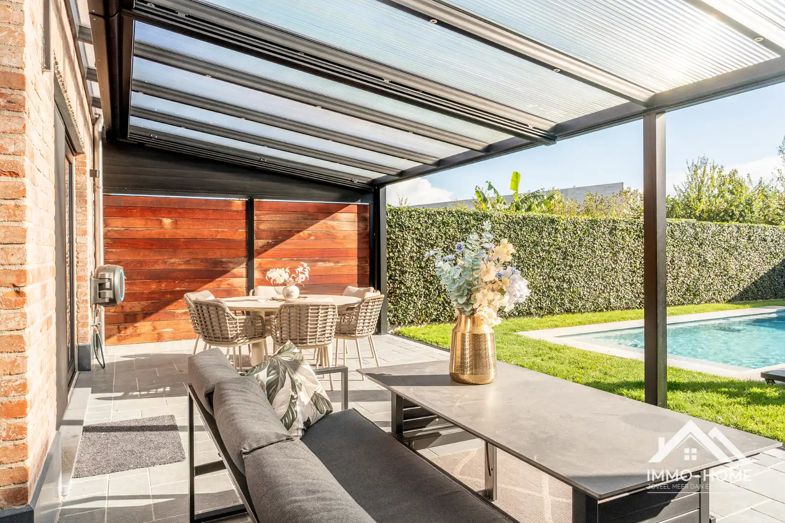 Prachtige instapklare woning met zwembad!  foto 6