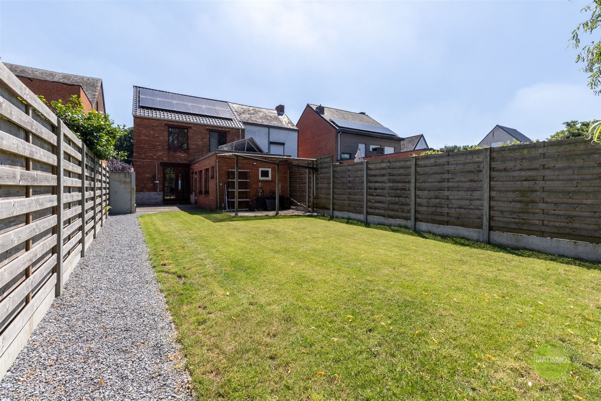 Instapklare gezinswoning met zonnige tuin in Mol-Gompel foto 22