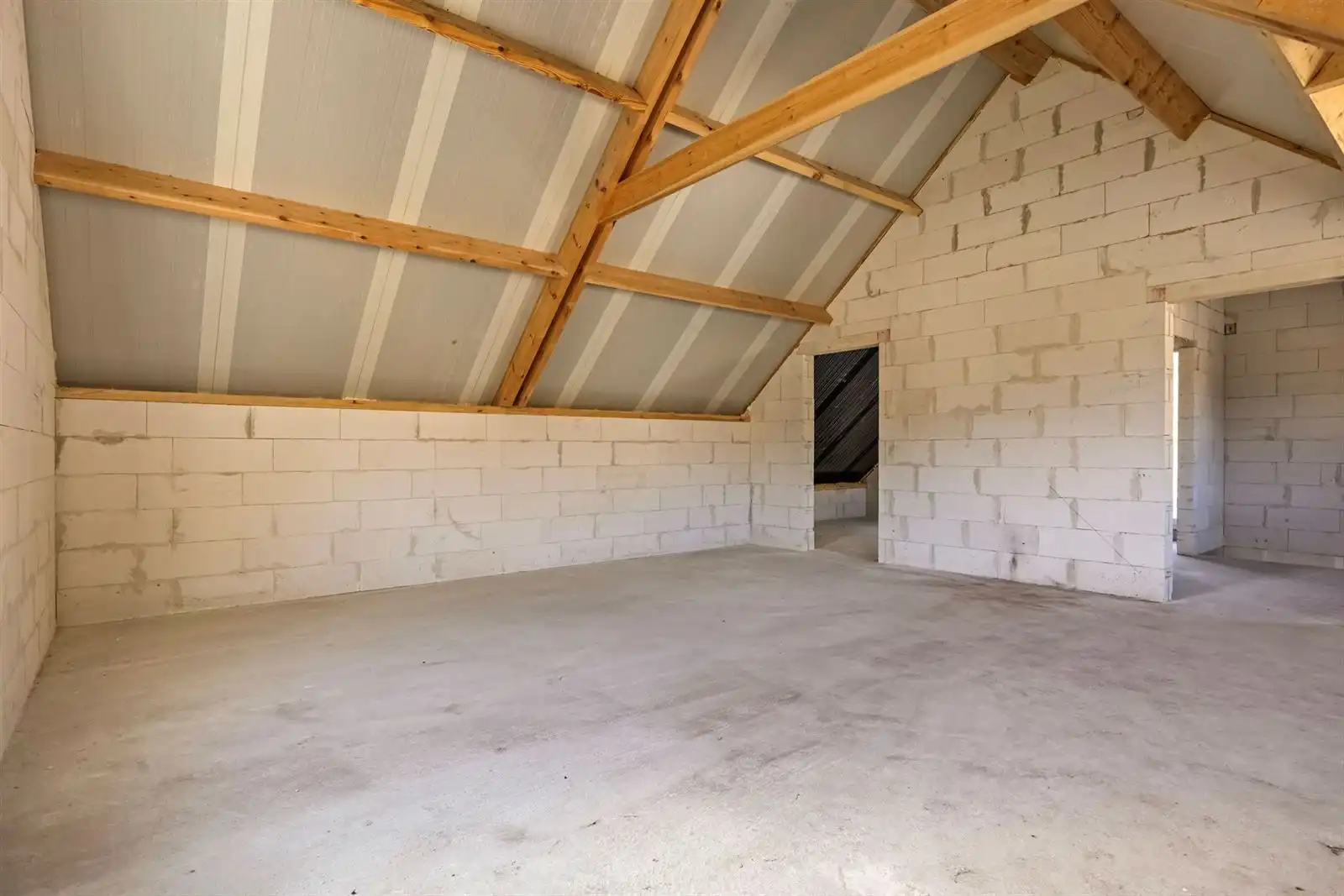 Ruime opbrengsteigendom te koop in Durbuy foto 44