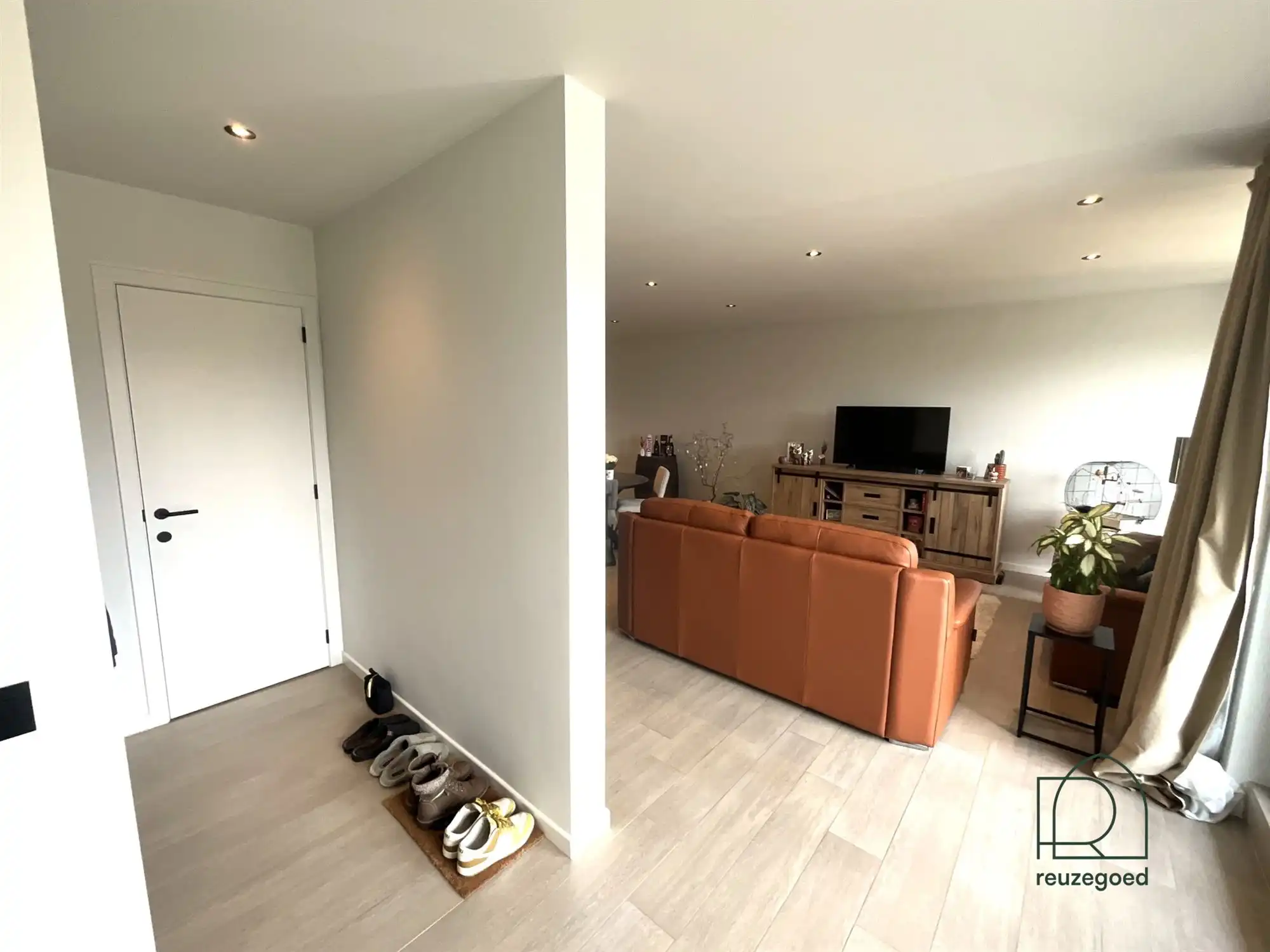 Prachtig appartement (104 m²) met twee slaapkamers op wandelafstand van Sint-Katelijne-Waver centrum foto 3