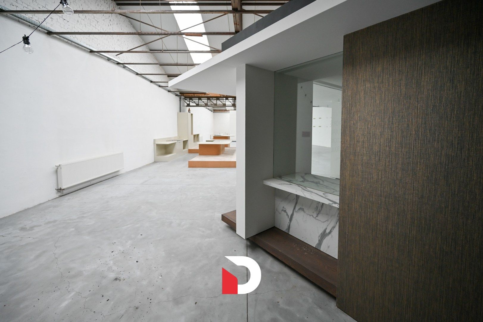 Gerenoveerd handelspand / winkelruimte op een strategische locatie te Assebroek. foto 19