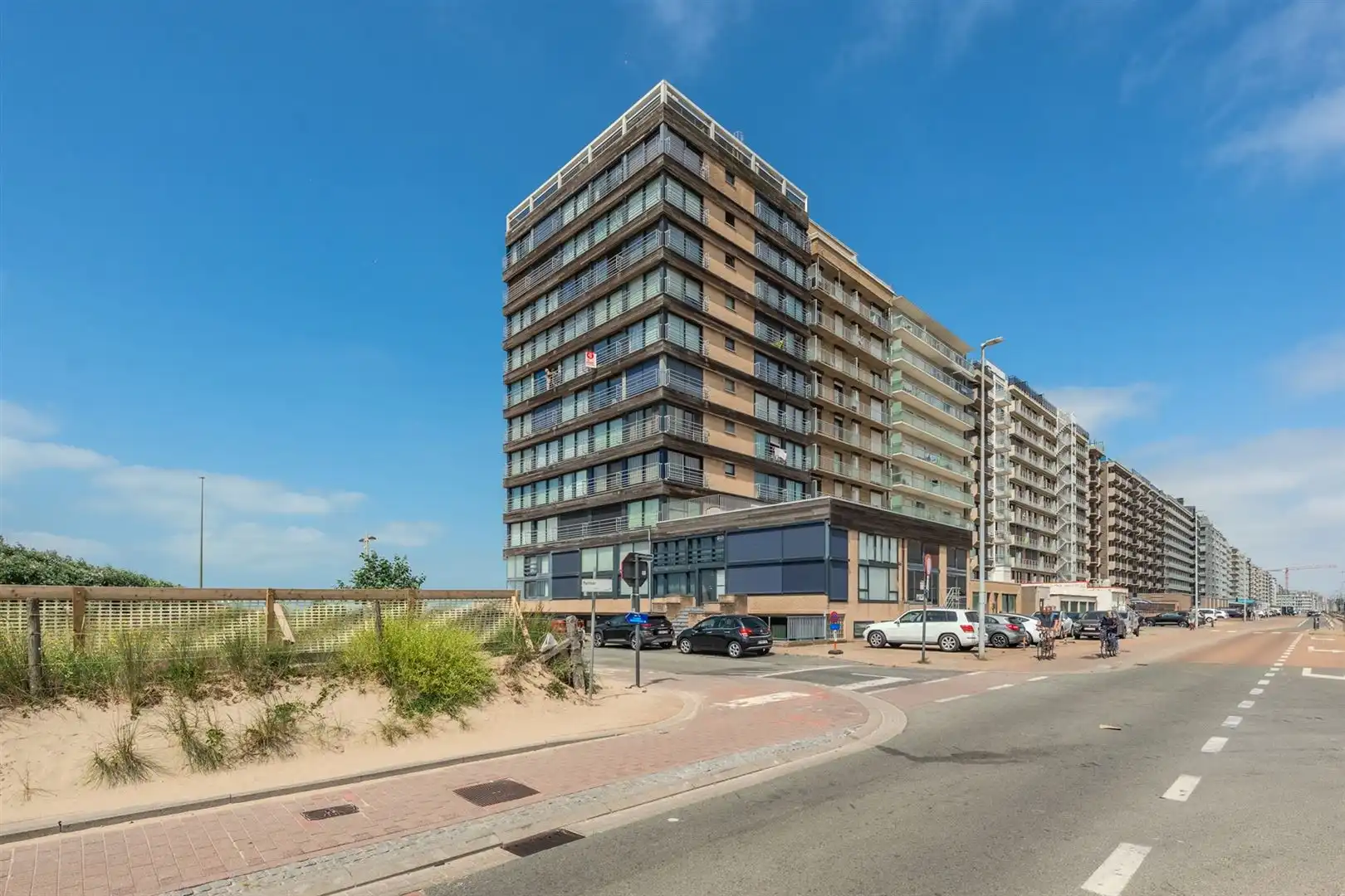 uitzonderlijke hoek appartement met fenomenaal zicht foto 21