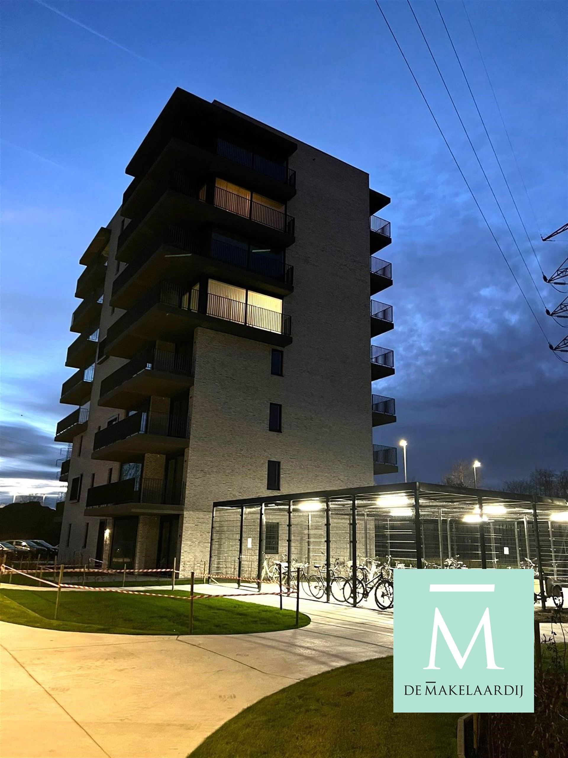 Super gezellig nieuwbouwappartement met 2 slaapkamers en groot terras op toplocatie! foto 11