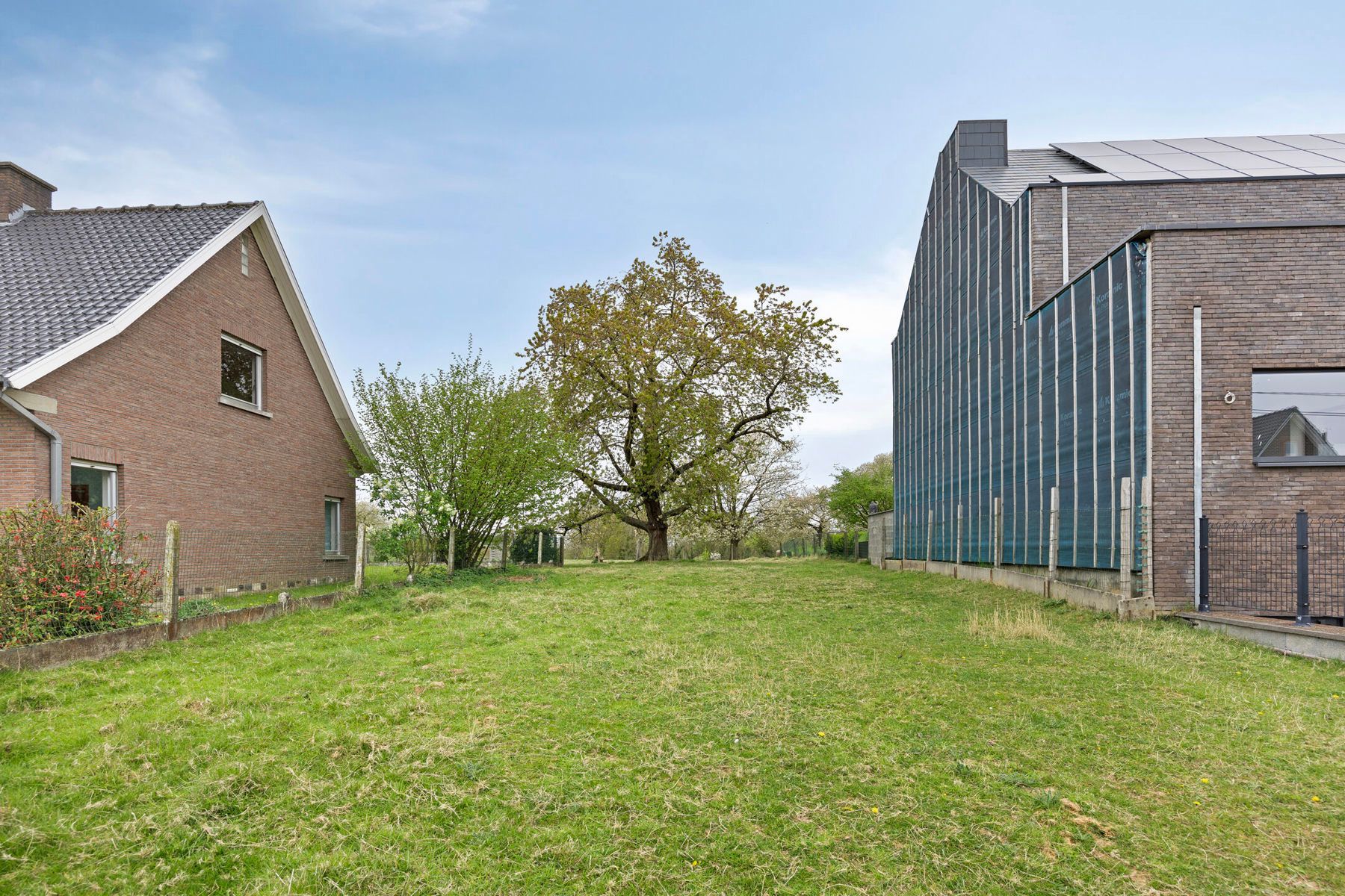 Bouwgrond voor driegevelwoning  foto 2