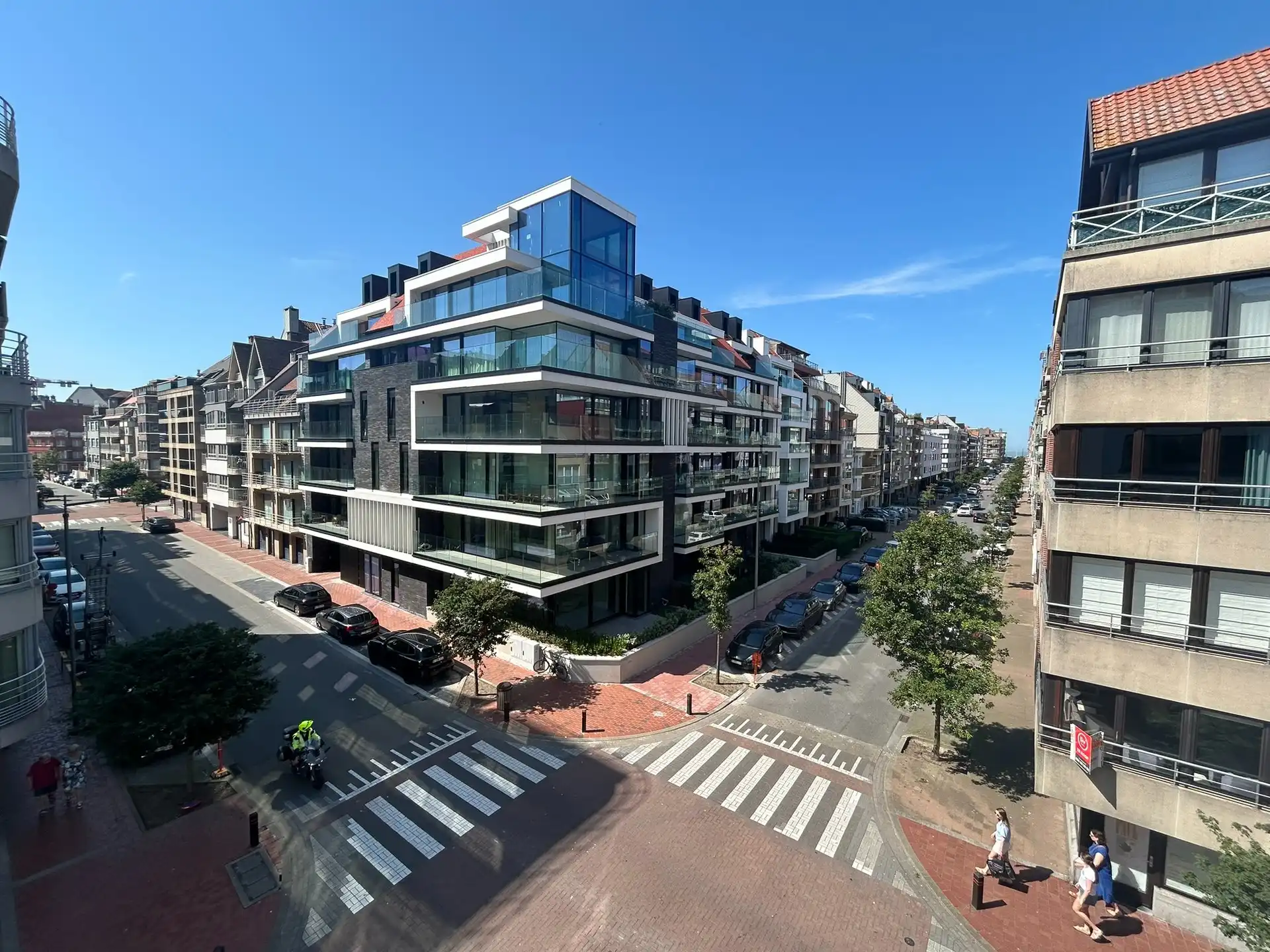Gerenoveerd appartement in centrum Knokke foto 10