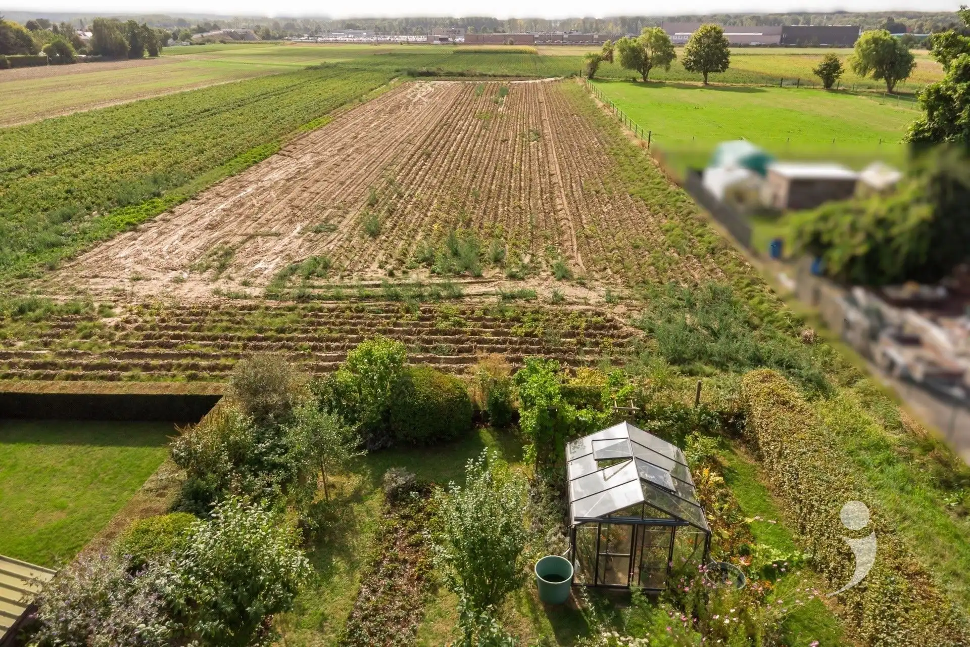 Gerenoveerde woning met prachtig zicht over de velden foto 35