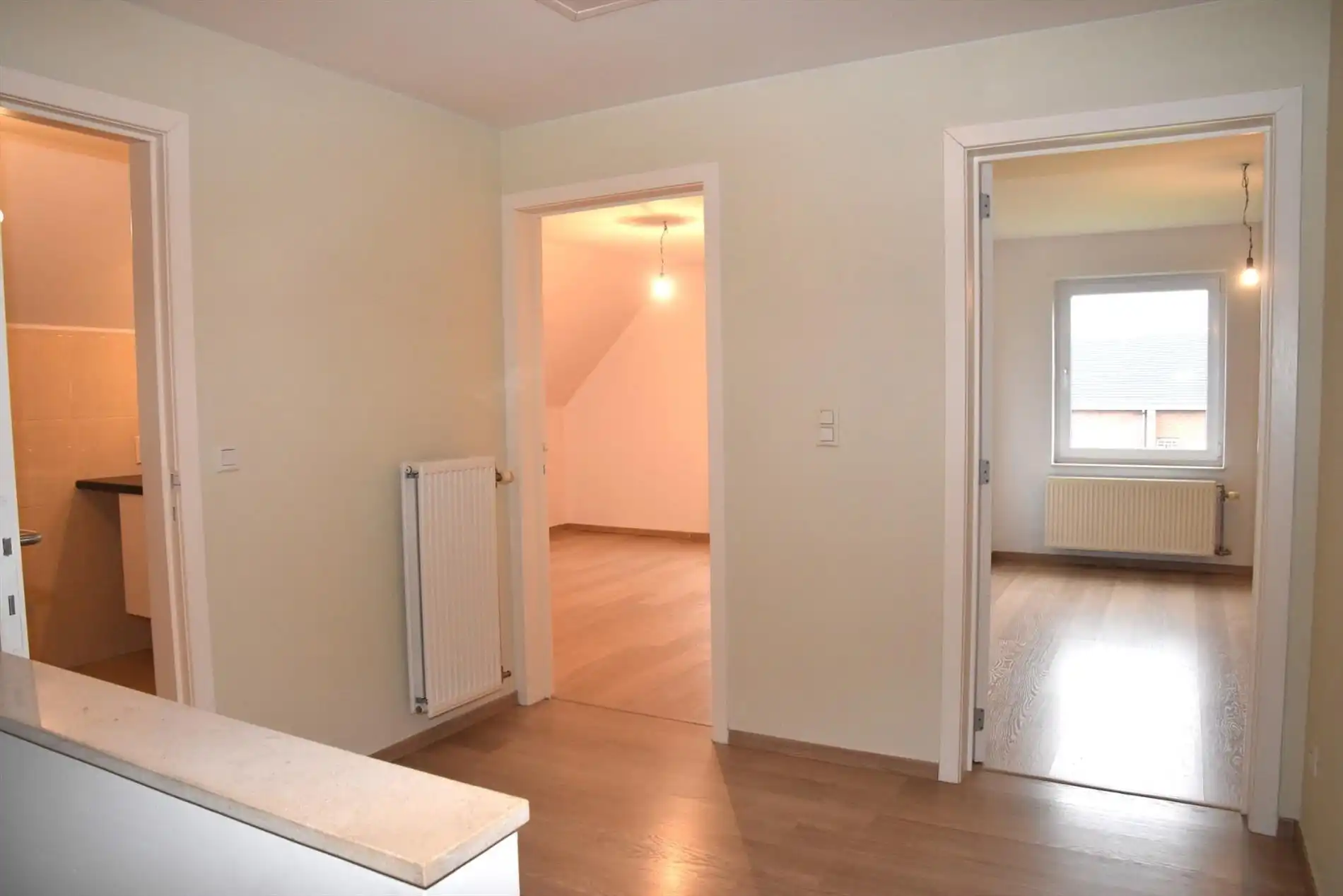 Heel mooie koppelwoning te huur in centrum Wevelgem! foto 15