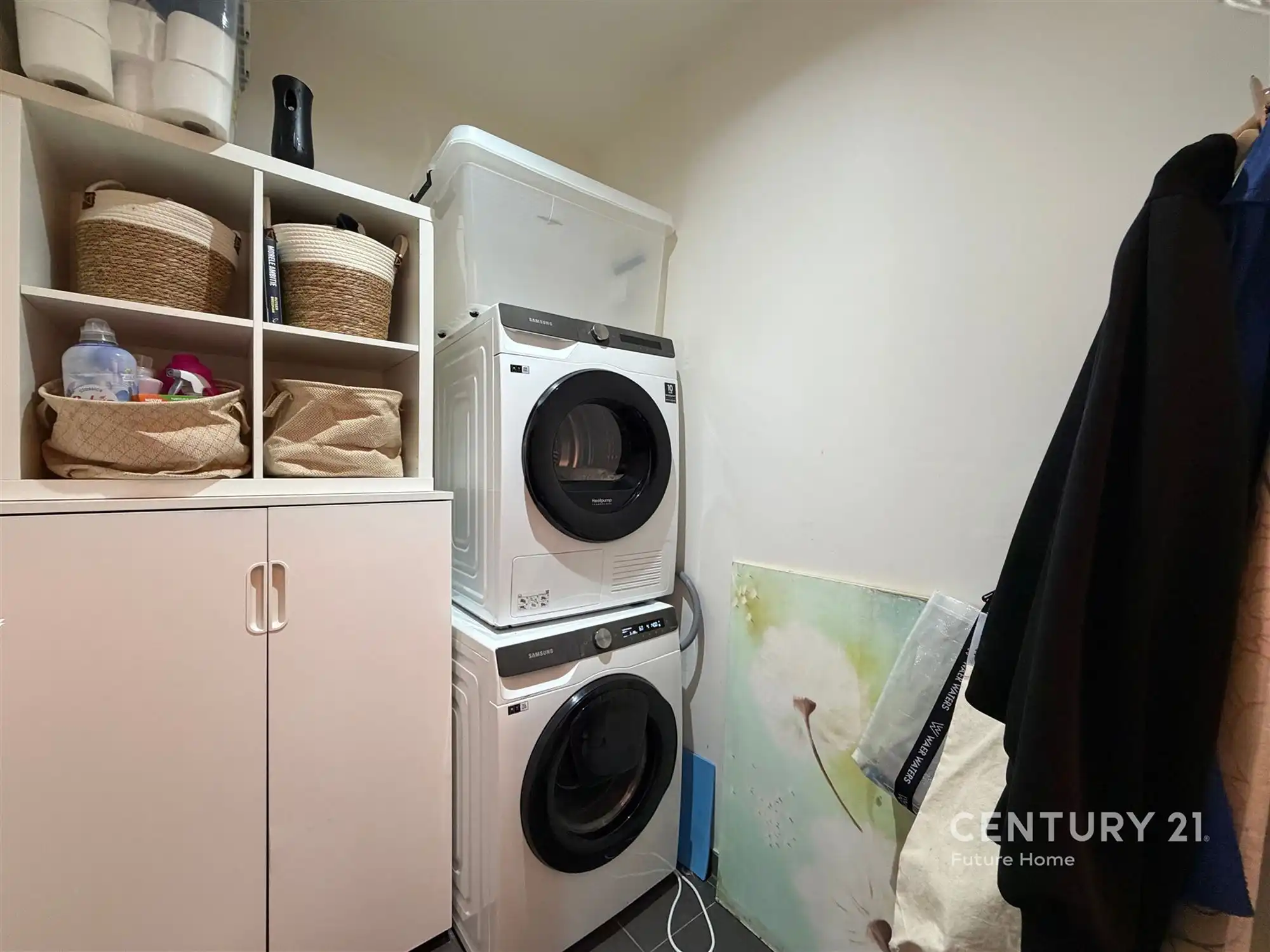 Ruime gezinswoning met 4 slaapkamers, 2 badkamers en tuin foto 30