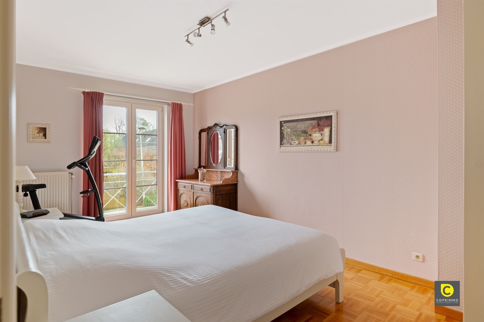 Duplex gelijkvloers app met 4 slpks, 2 bdks en tuin foto 8