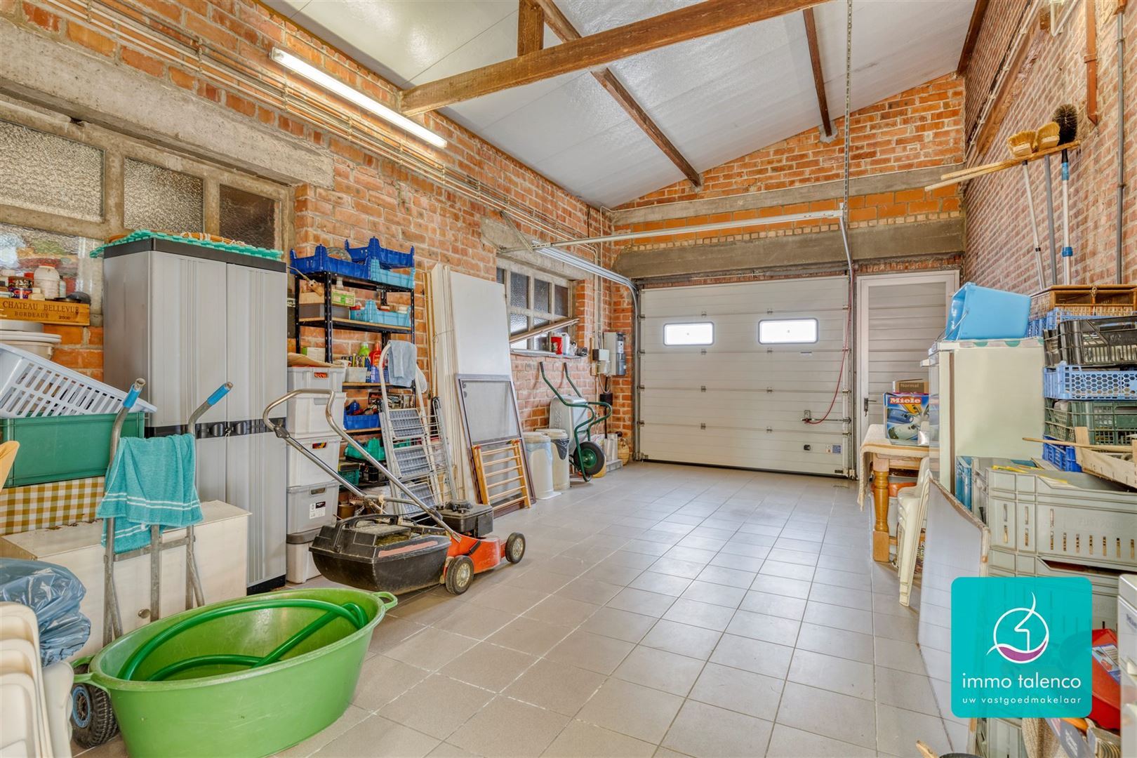 te renoveren huis - grote tuin - werkplaats - garage foto 18