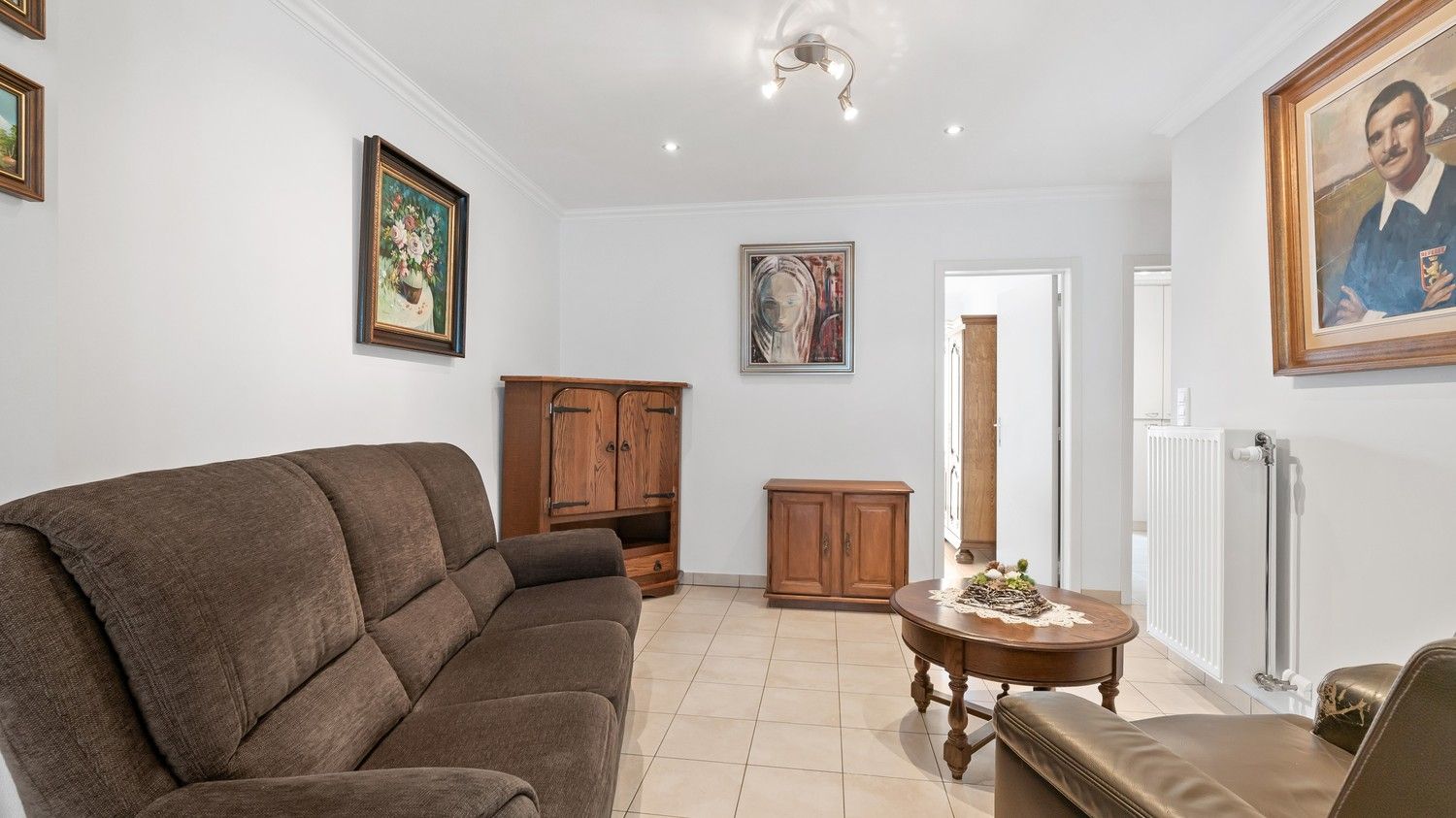 Instapklaar appartement met 1 ruime slaapkamer en kinderkamer in hartje Sint-Truiden foto 3