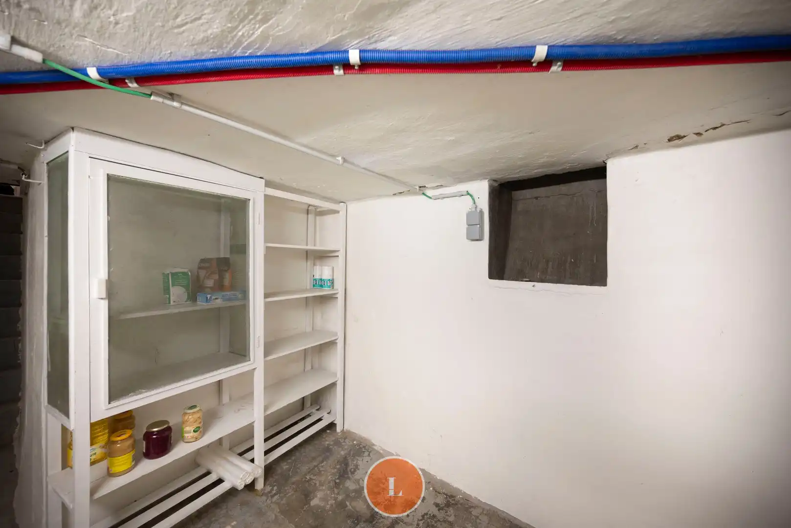 Te koop ruime halfopen woning met 4 slaapkamers en uitweg te Sint-Eloois-Winkel. foto 22