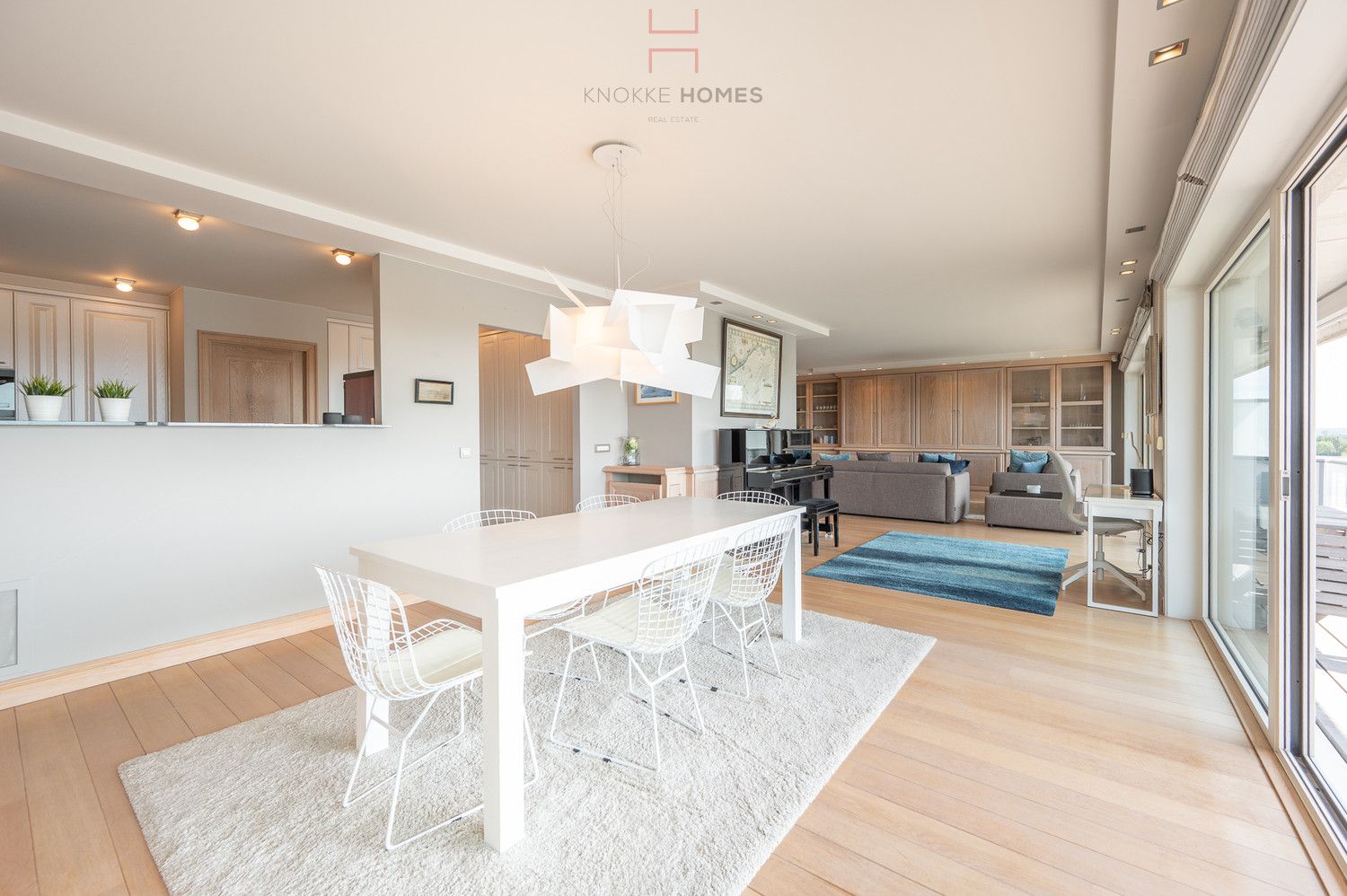 Riant appartement met open zicht over het meer van Duinbergen foto 6