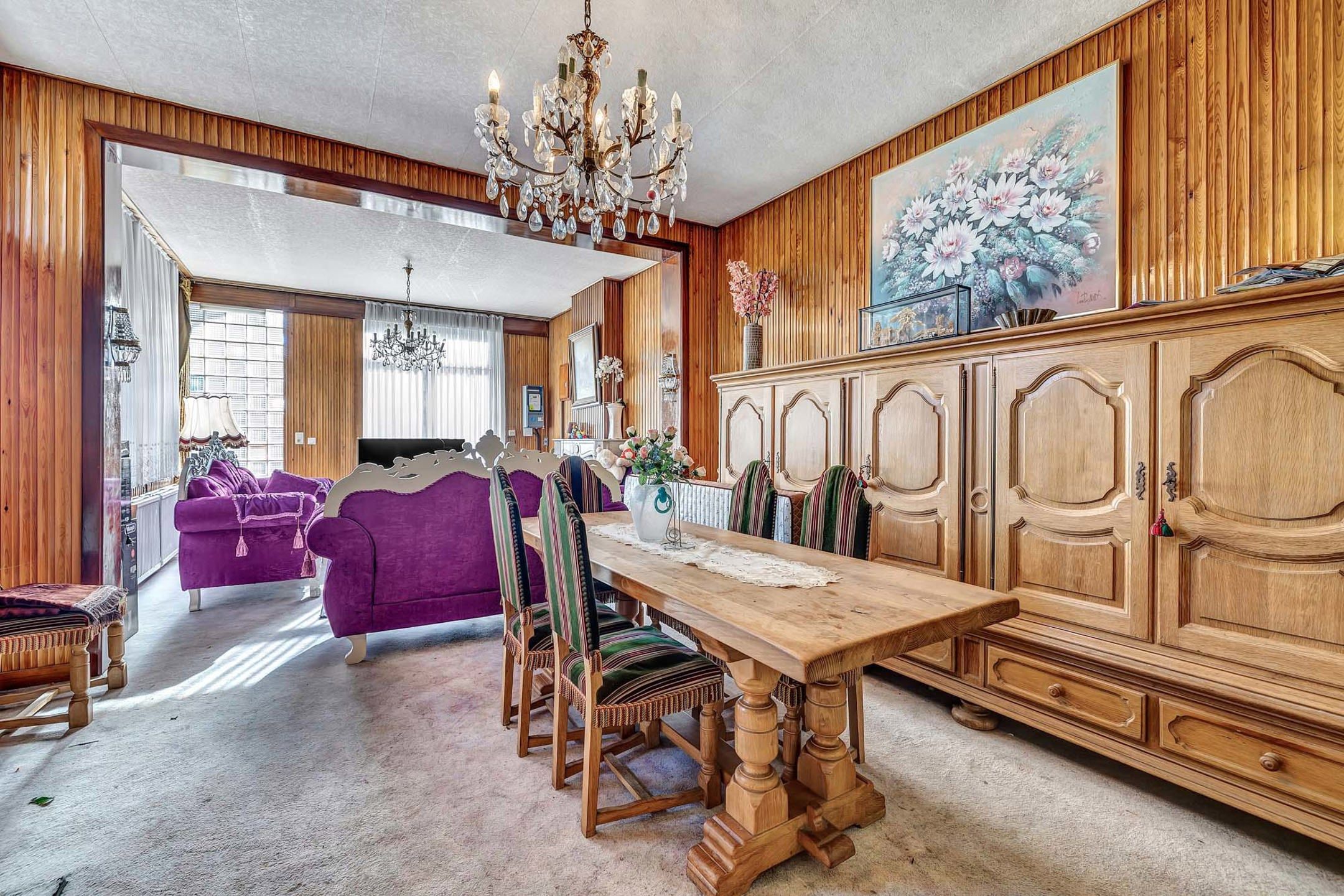 Te renoveren woning met ruime garage en tuin foto 3