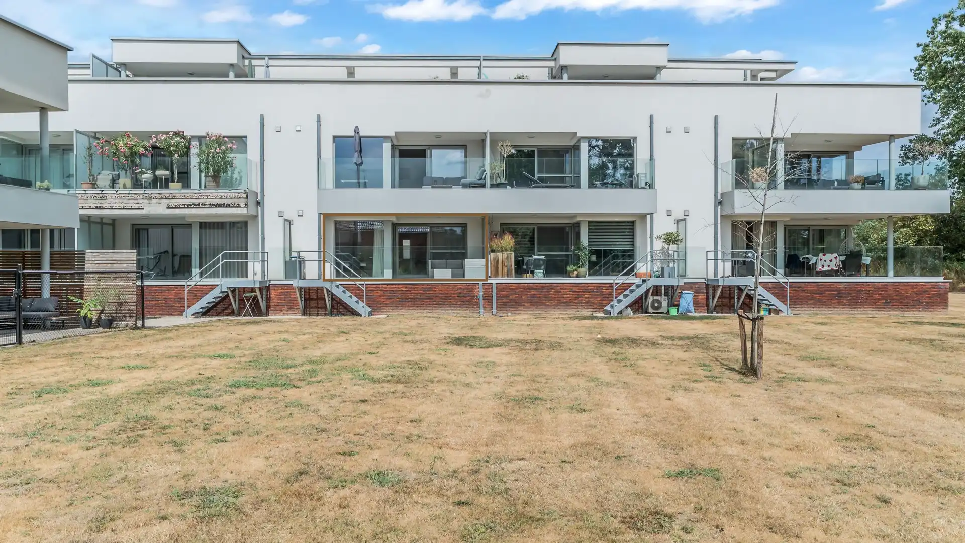 Instapklaar en energiezuinig appartement met 2 slaapkamers en 2 ondergrondse autostaanplaatsen foto 17