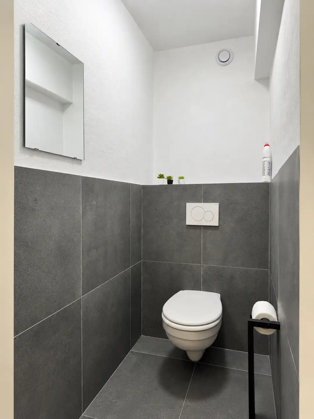"Instapklaar appartement + garagebox vlak bij zee" foto 12