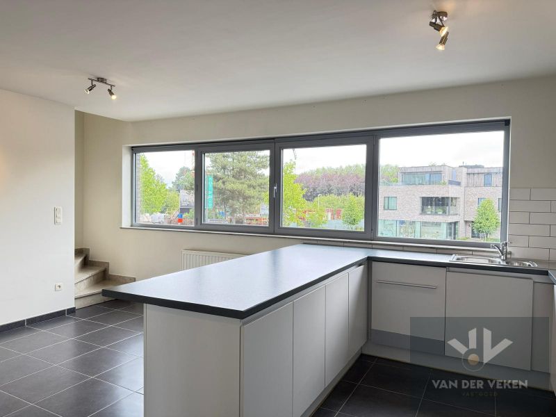 RUIM 2-SLPKAPPARTEMENT NABIJ HET CENTRUM foto 11