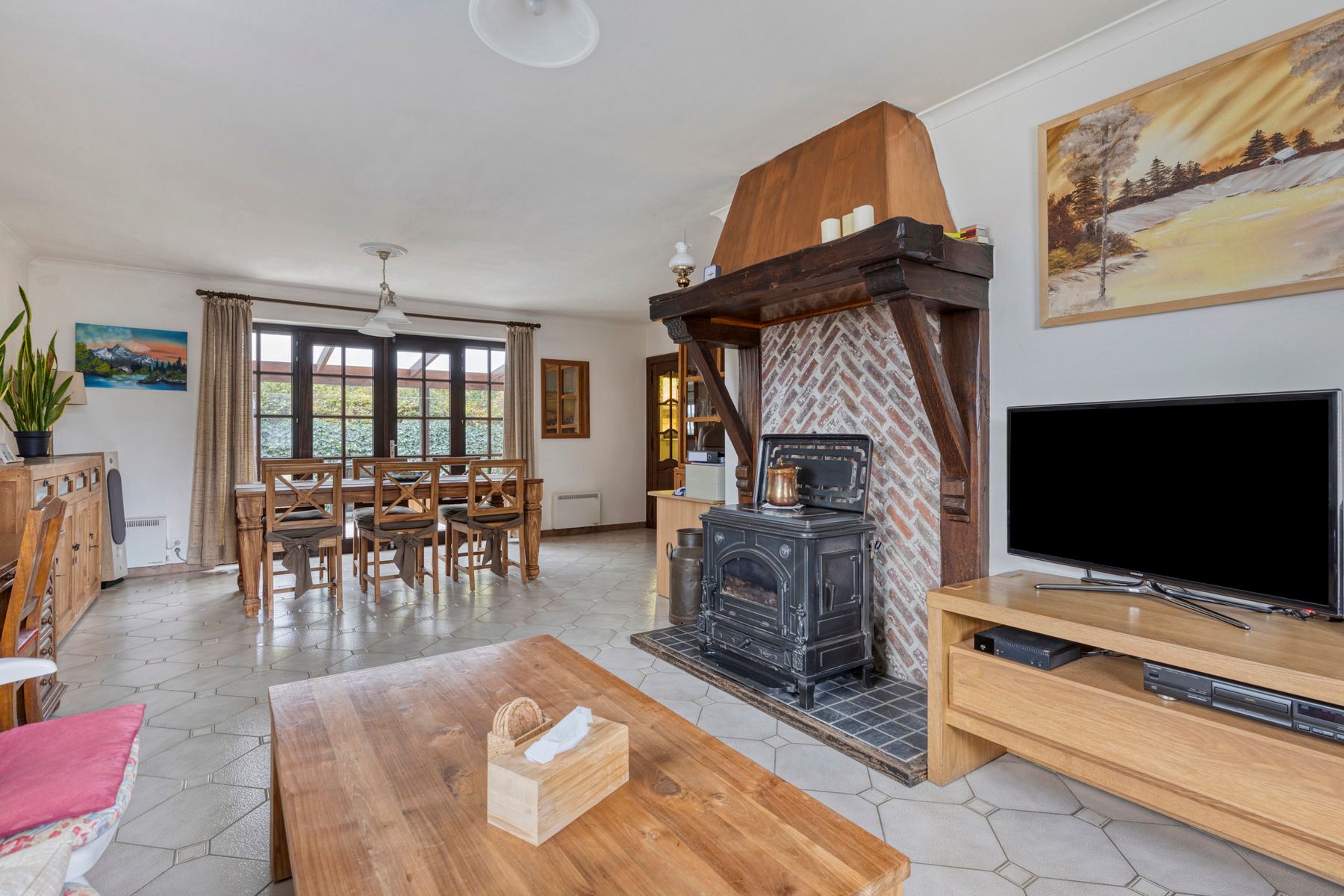 Ruime Villa te Hombeek foto 4