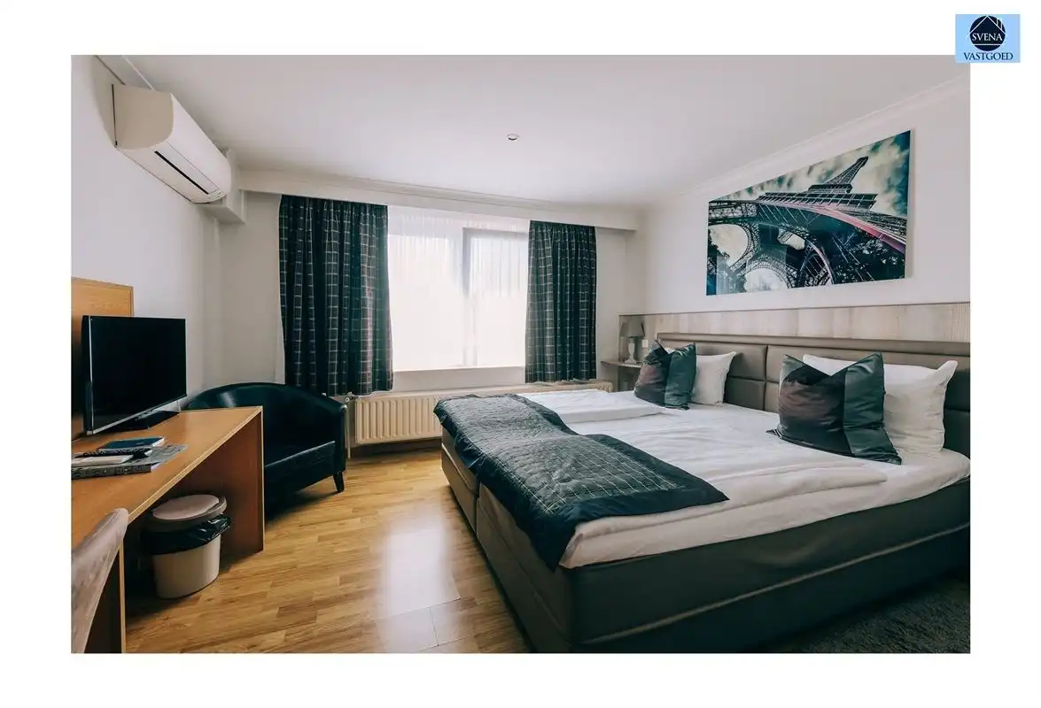 ZEER GOED GELEGEN, GOED DRAAIENDE HORECAZAAK TE VOORDE foto 14