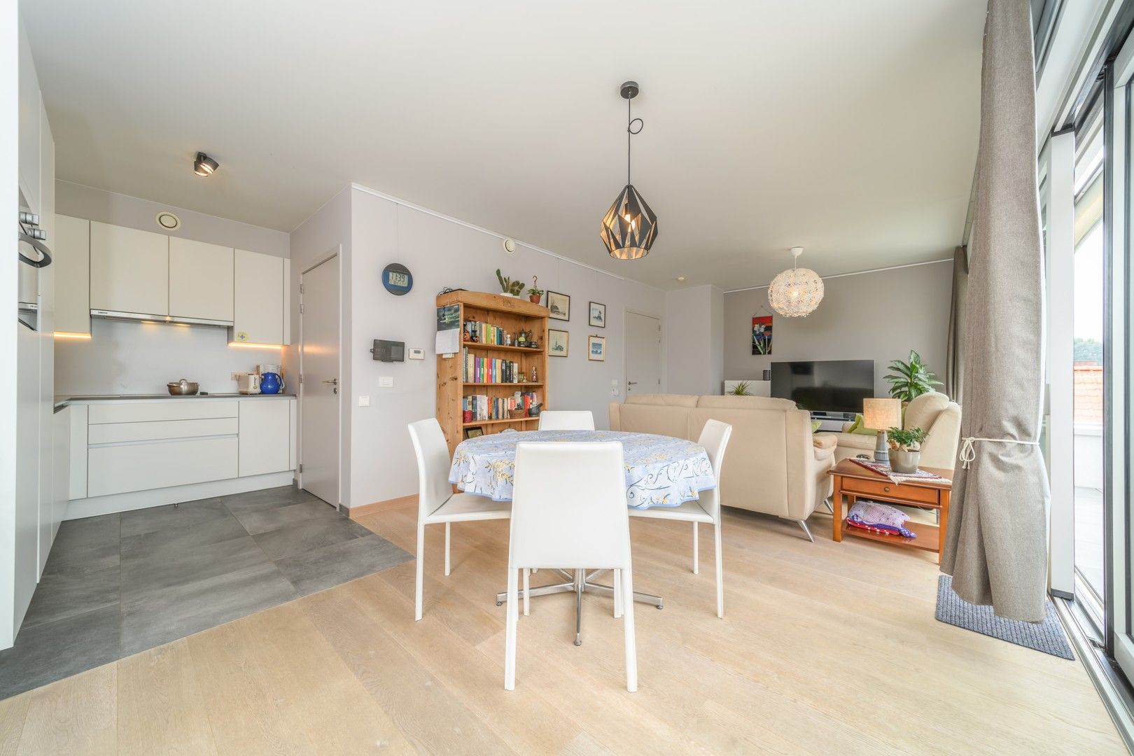 Ruime serviceflat te Aalst foto 8