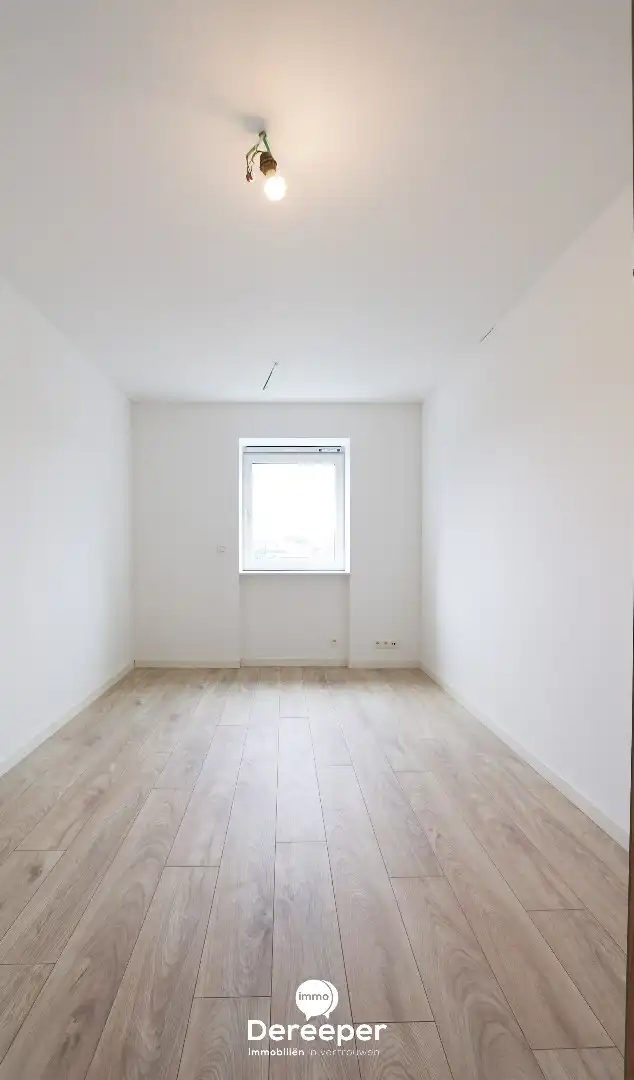 Prachtige, volledig gerenoveerde woning te huur in Zerkegem foto 13