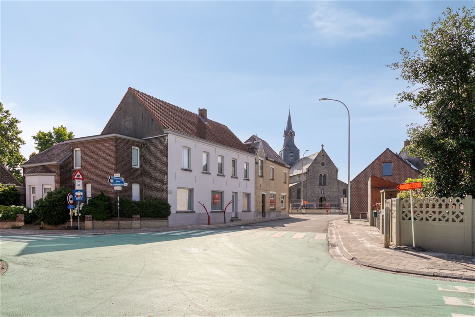 Herenwoning in deelgemeente Welden foto 2
