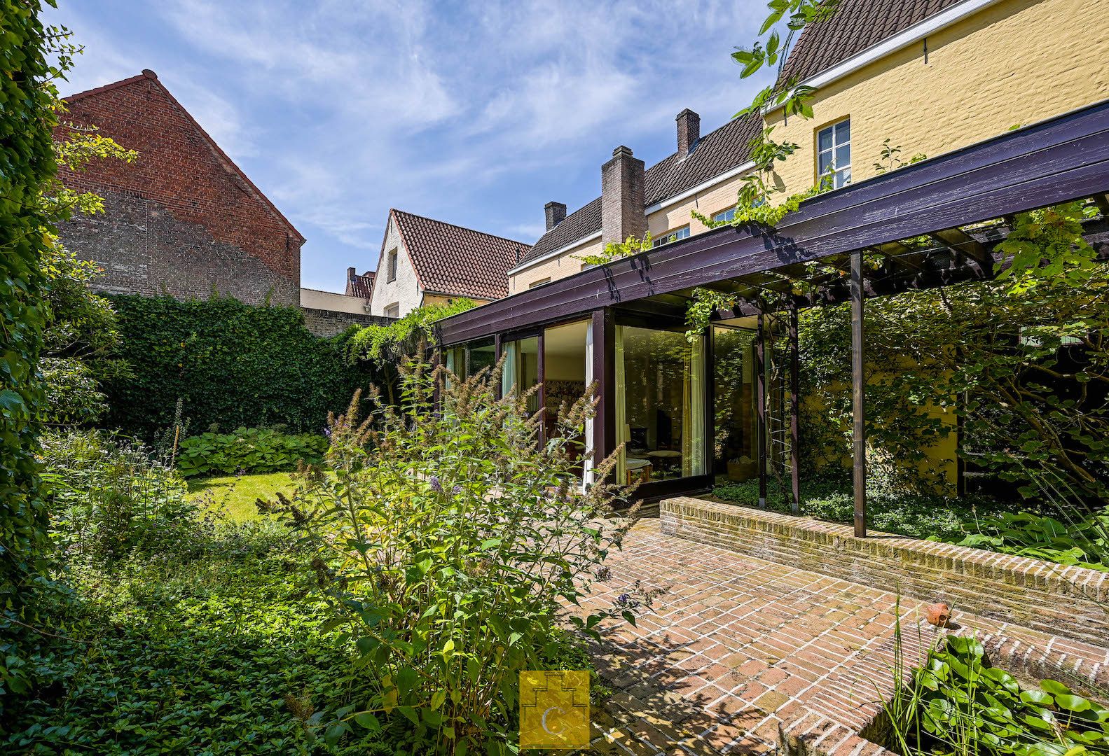 exclusieve herenwoning met grote garage en zonnige tuin, sublieme locatie bij Pandreitje foto 18