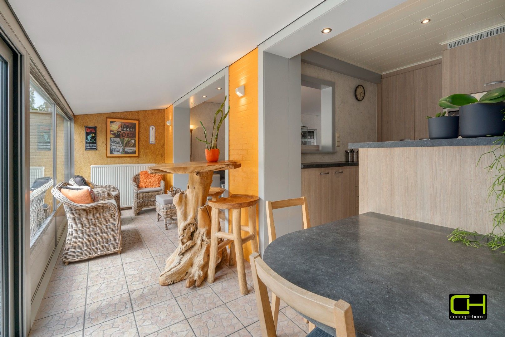 Halfopen bebouwing met drie slaapkamers te koop in Eeklo foto 7