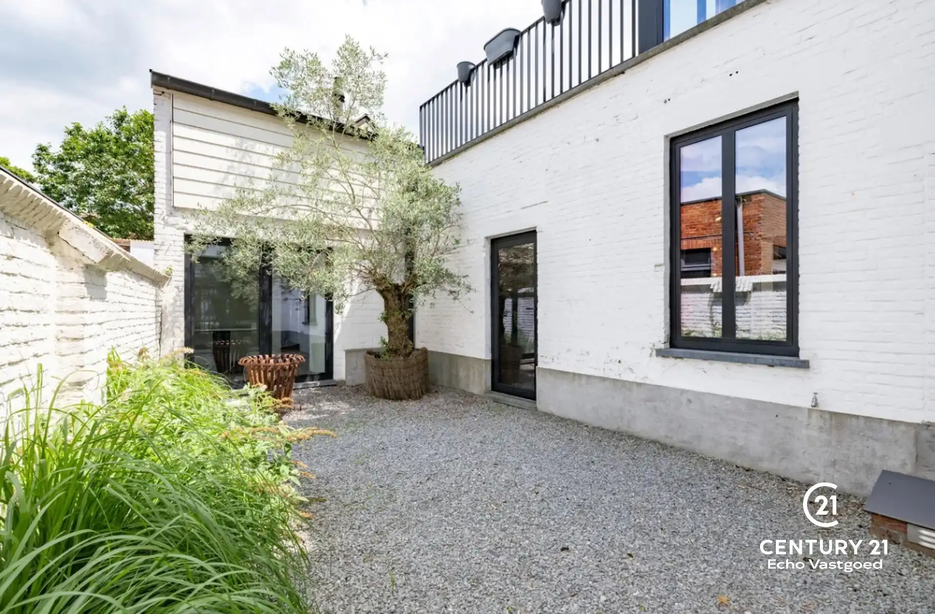 Instapklare handelsruimte in hartje Oud-Turnhout foto 12