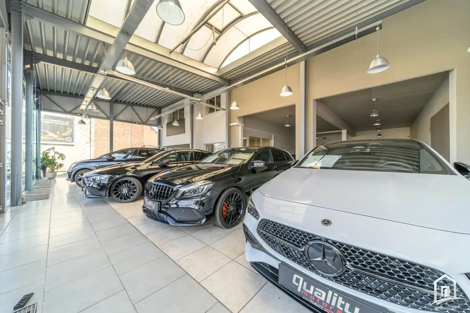 Ruim commercieel pand met showroom en magazijn op uitstekende locatie te Erembodegem foto 26