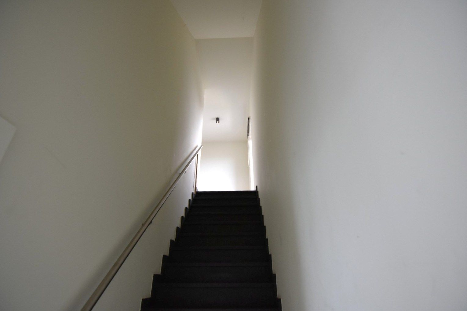 Heel ruime 3-slpk woonst in Oekene foto 13