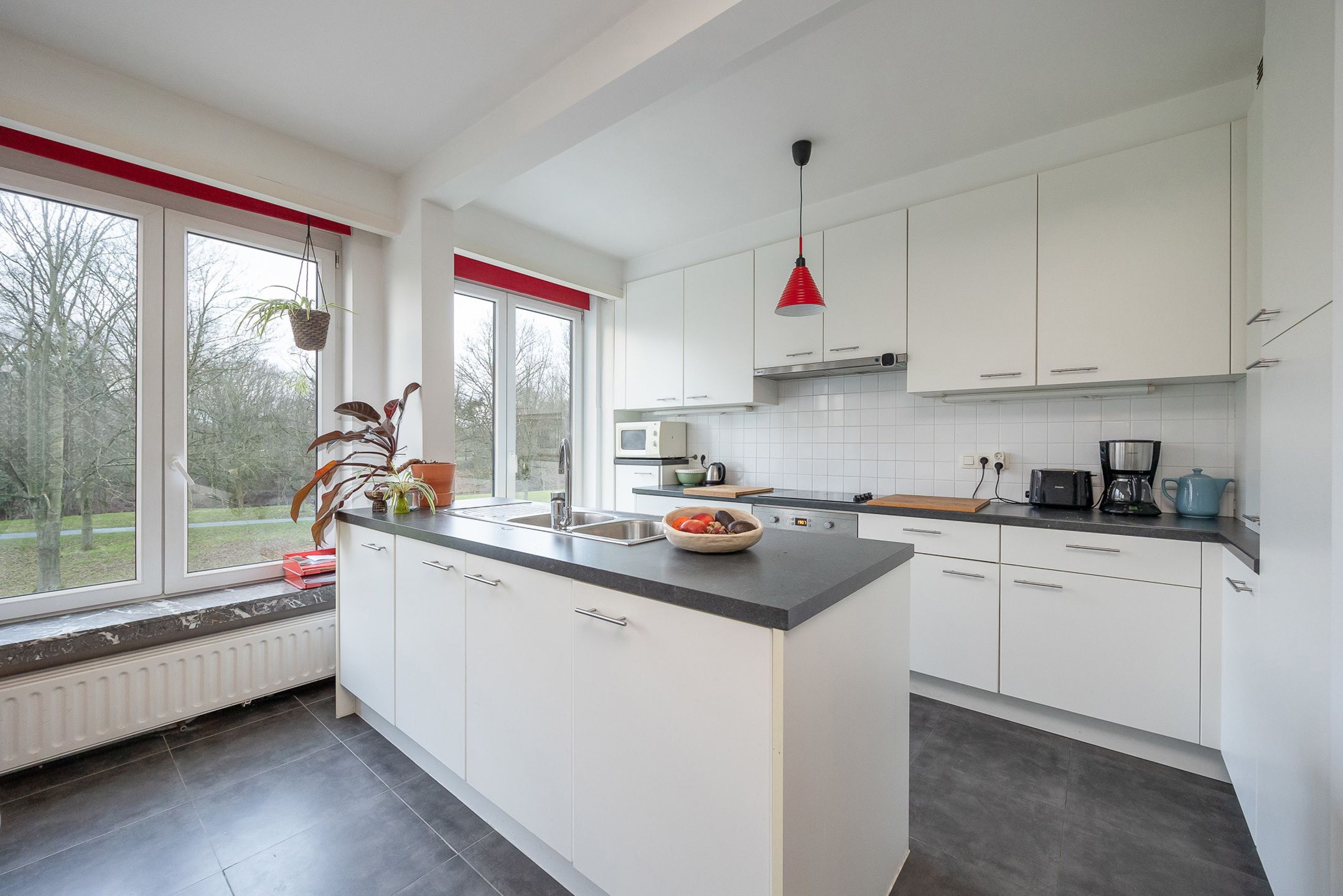 Leuk appartement met autostaanplaats op toplocatie  foto 6