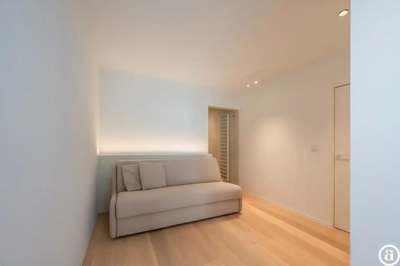 Luxueus gerenoveerd hoekappartement met zeezicht vlakbij de wandeldijk in het Zoute. foto 20