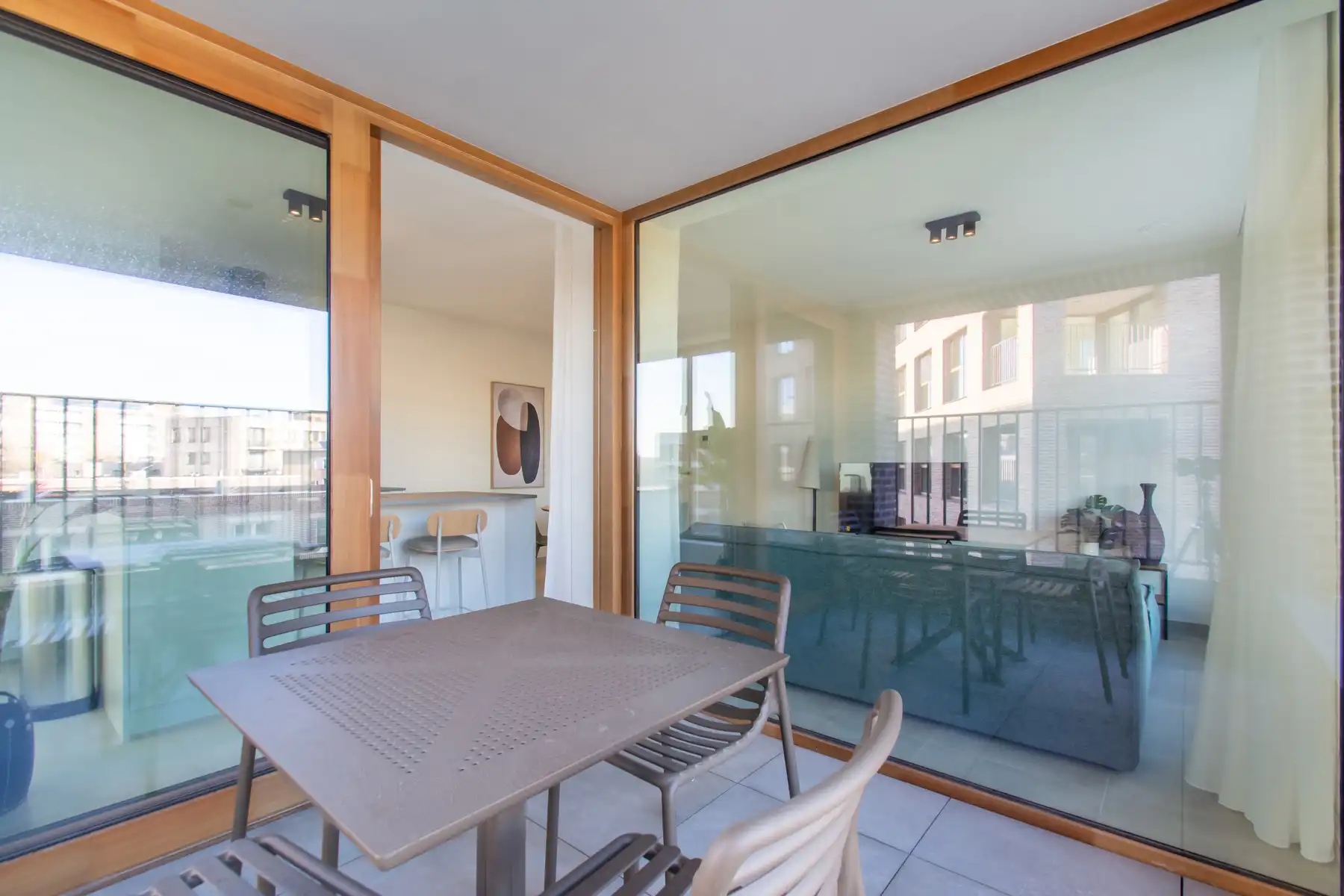 Rustig en comfortabel gemeubeld 1slpk appt. met mooi terras  foto 7