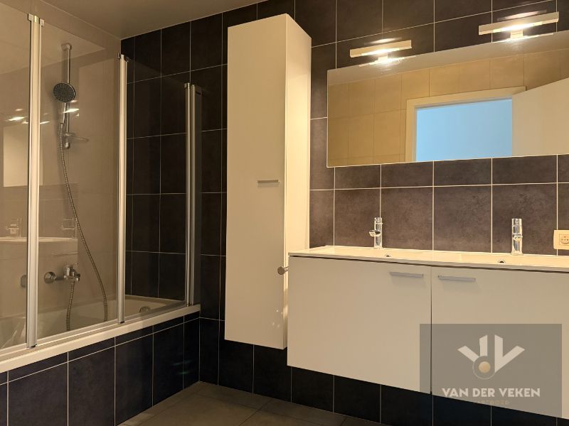 2SLPK-appartement met overdekt terras te Kortessem foto 12