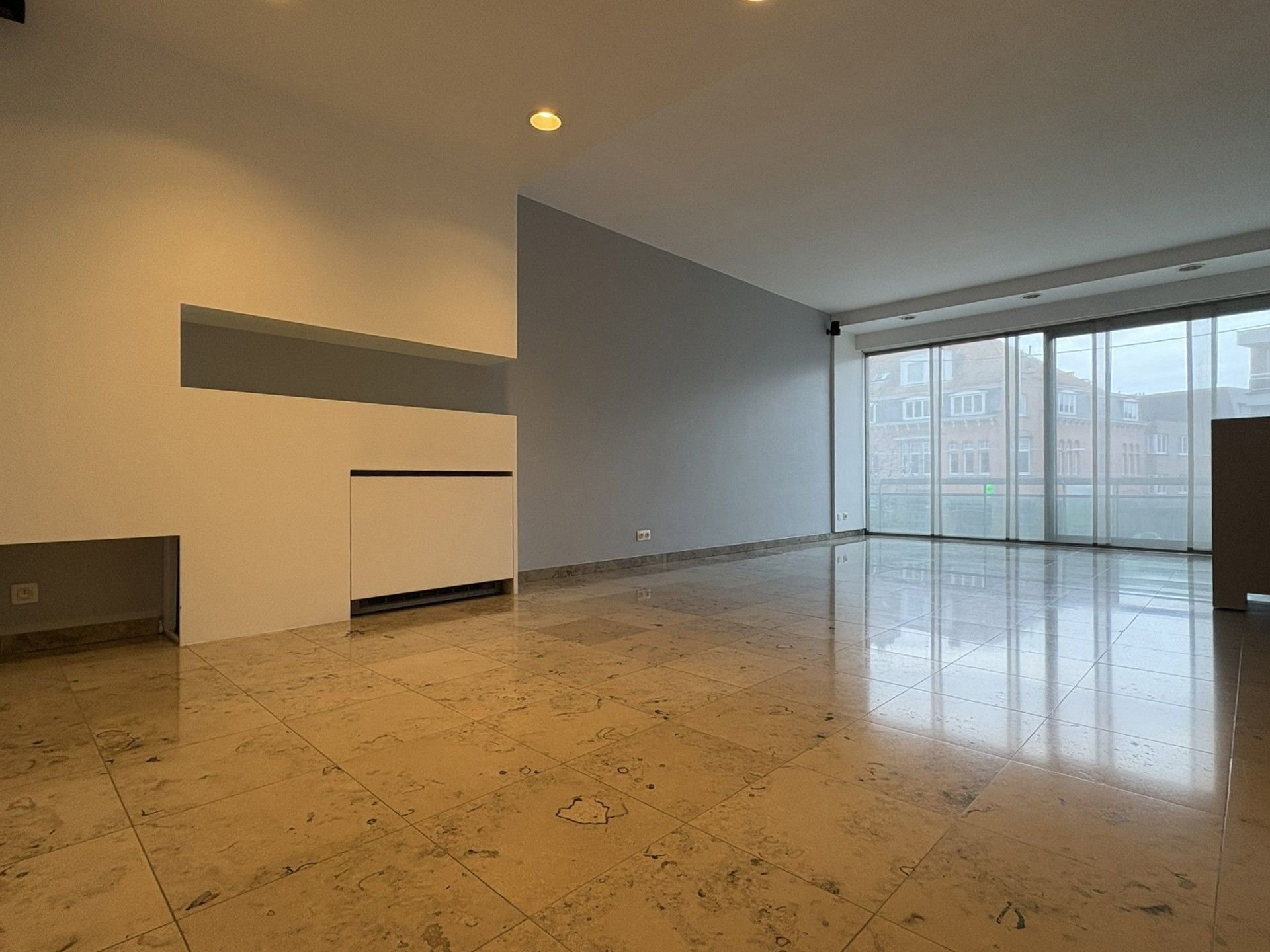 Ruim tweeslaapkamer appartement  foto 3