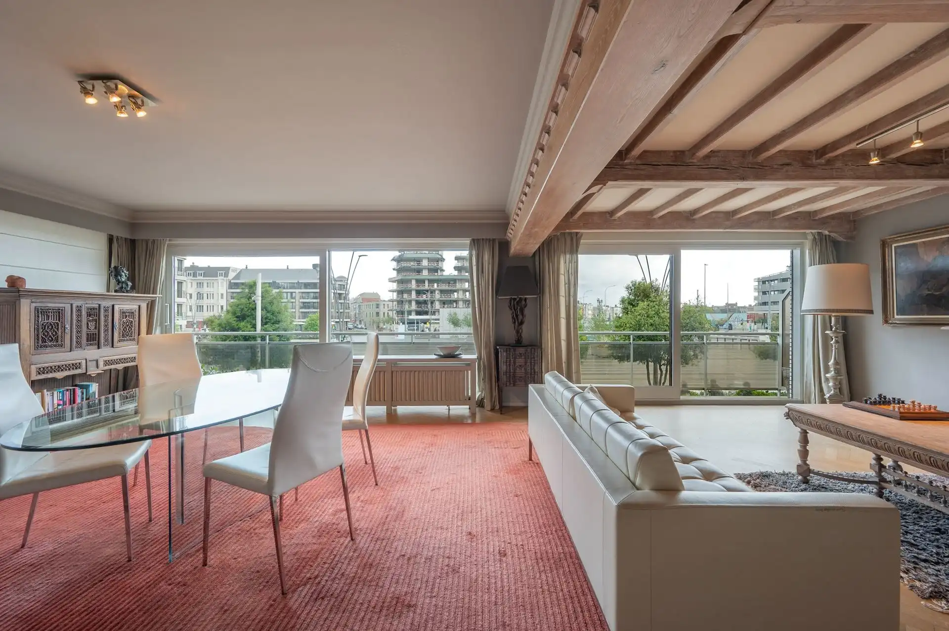 Ruim appartement met 3 slaapkamers op absolute toplocatie foto 9