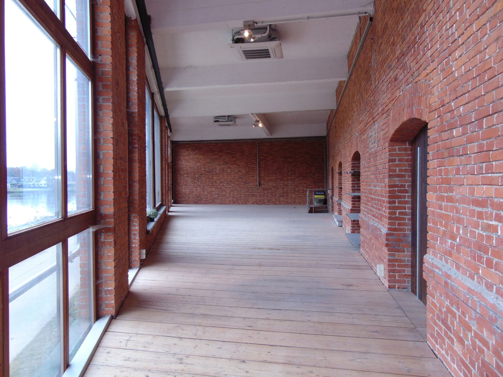 Opslagplaats te huur: 350 m² nabij kanaal Dessel-Schoten foto 20