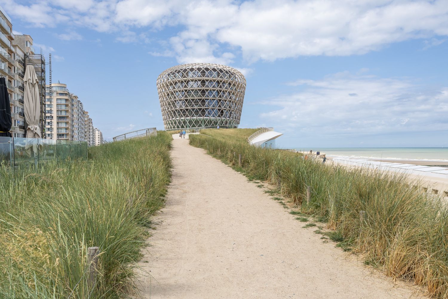 Instapklaar 1-slaapkamerappartement op topligging in Middelkerke foto 20