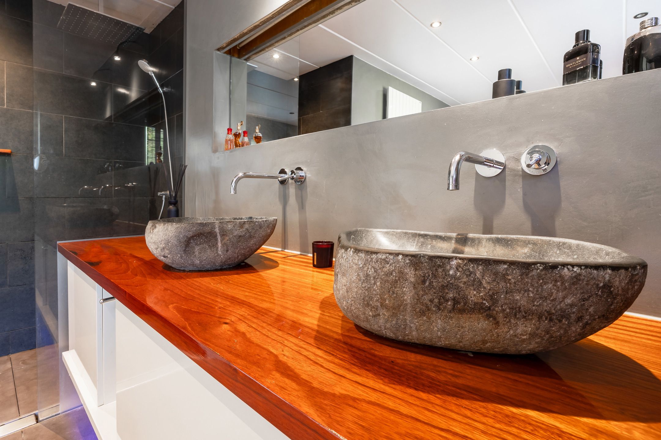 Halfopen bebouwing met tuin en multifunctioneel bijgebouw foto 21