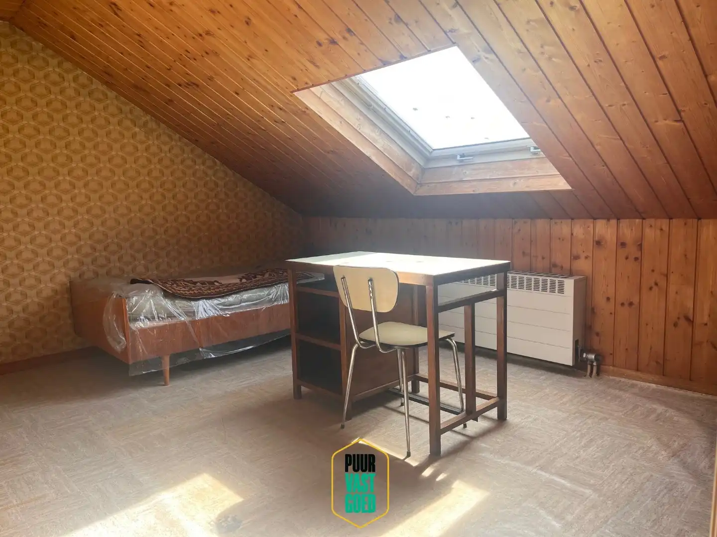 Bijzonder ruim halfopen huis op 5 are grond met toffe zonnige tuin + garage  foto 29