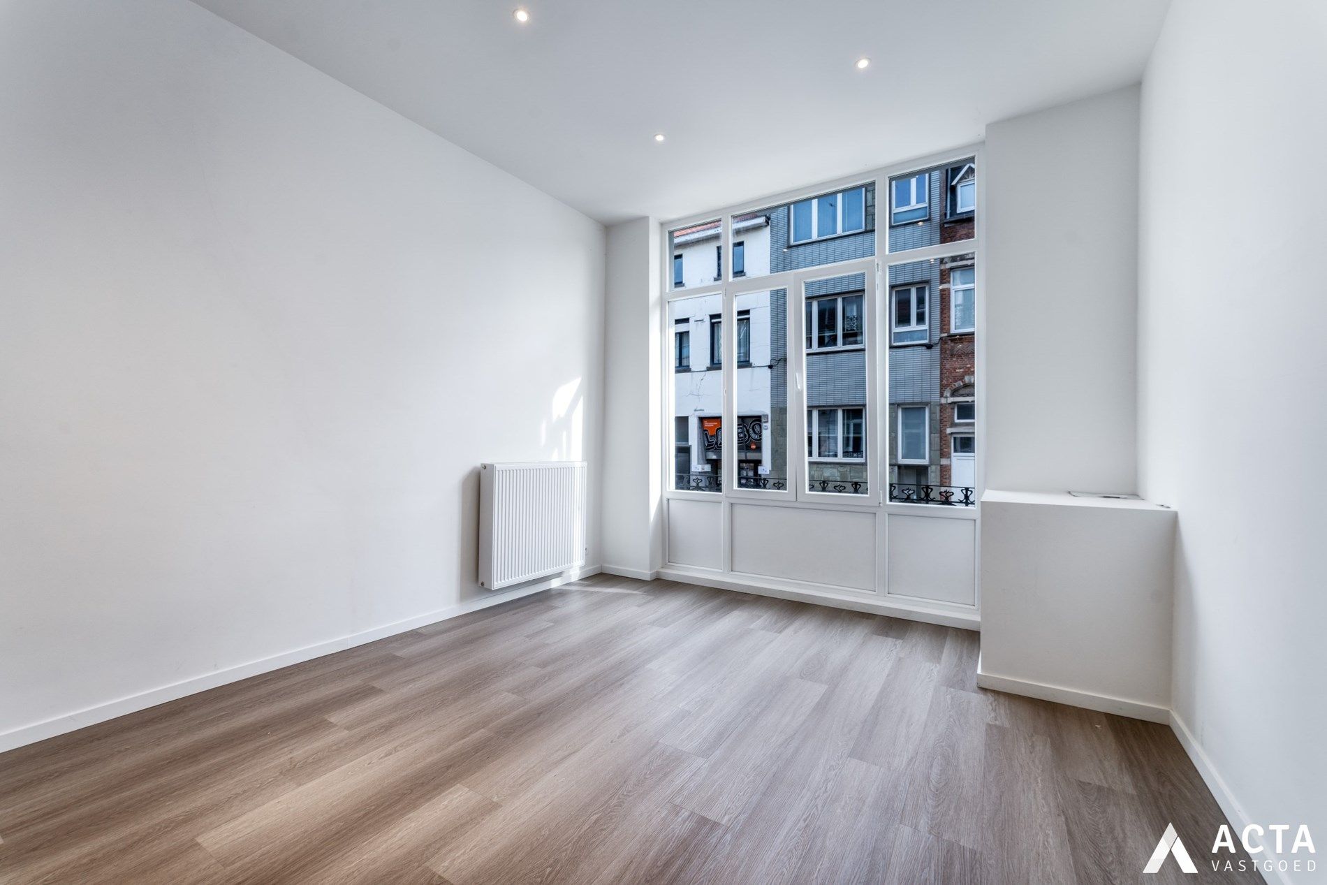 Gerenoveerde opbrengstwoning met twee appartementen in centrum Oostende foto 5