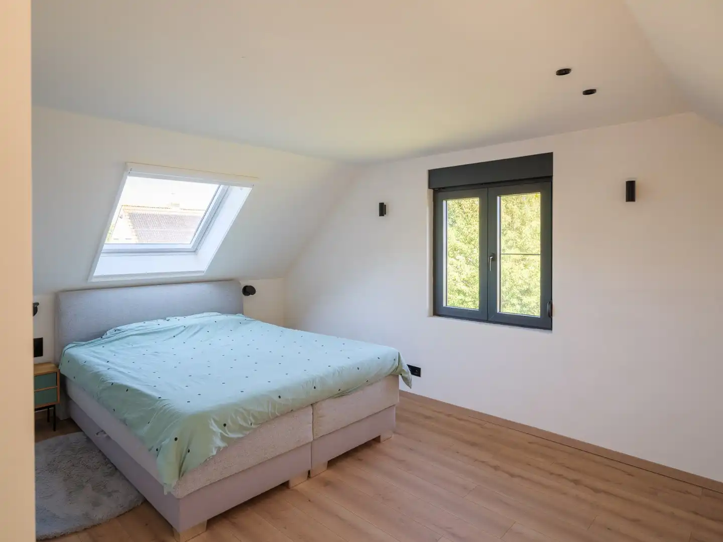 Open bebouwing met 5 slp. en tuin te Drongen   foto 17