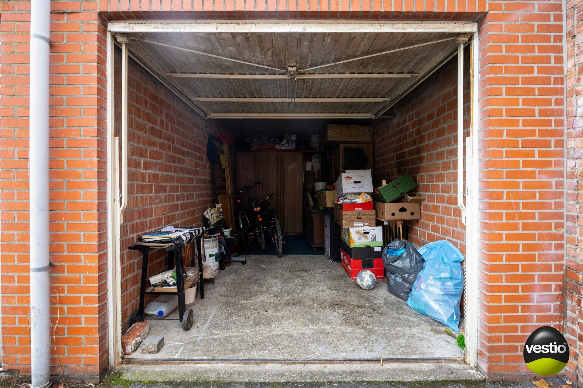 Te renoveren 3-slaapkamerappartement met garagebox en kelder. foto 15