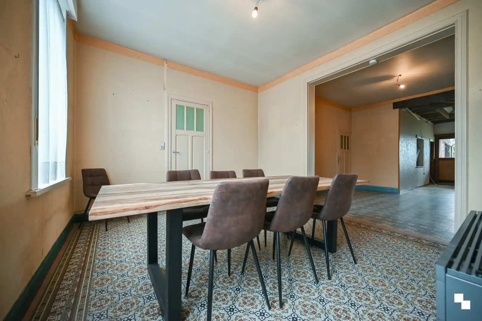 Karaktervolle woning met ruime tuin en dubbele garage te Ingelmunster foto 10