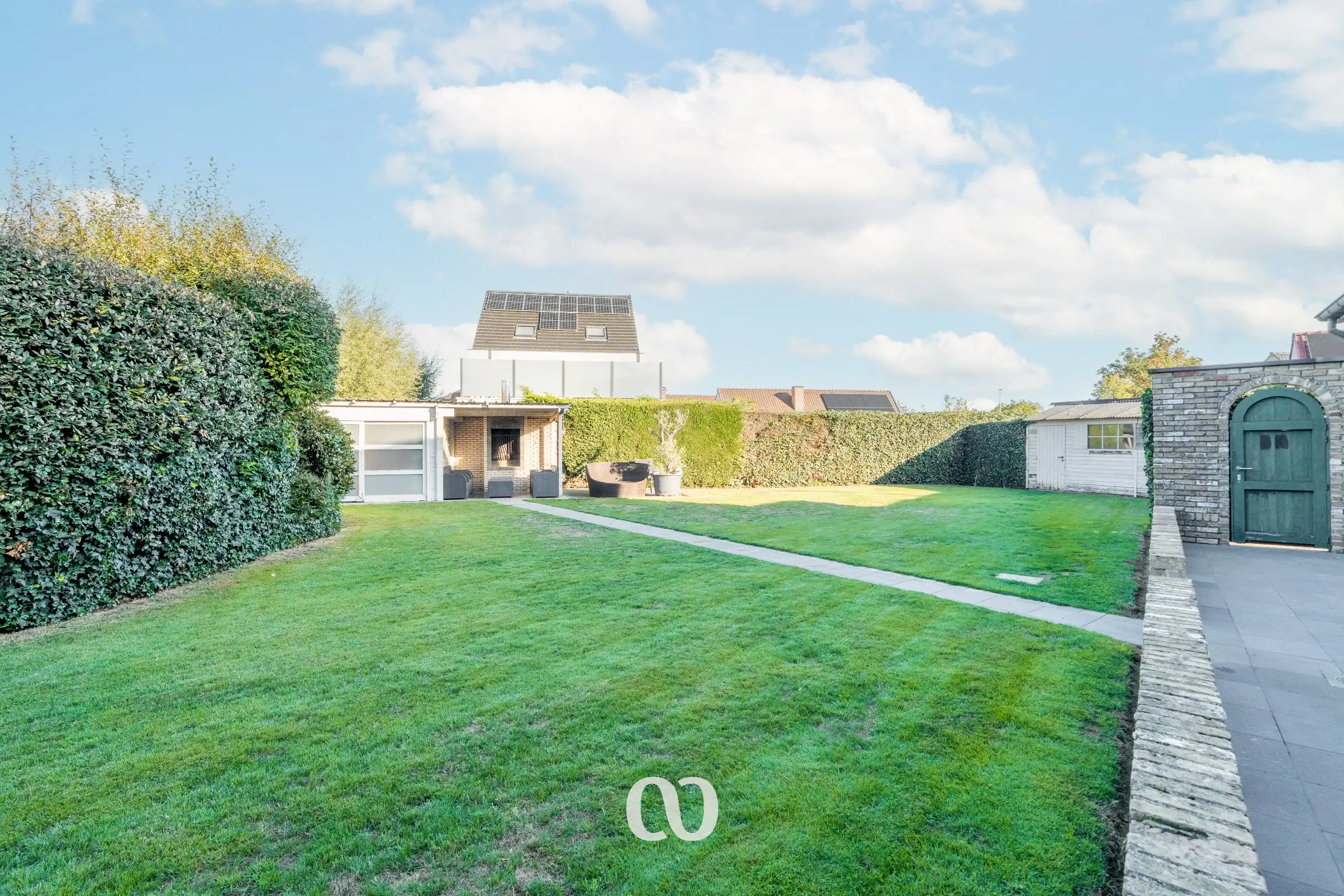 Instapklare gezinswoning met 4 slaapkamers en tuin foto 15