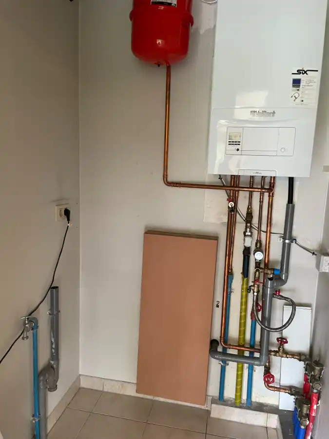 Gelijkvloers 1-slpk-APP + garage foto 19