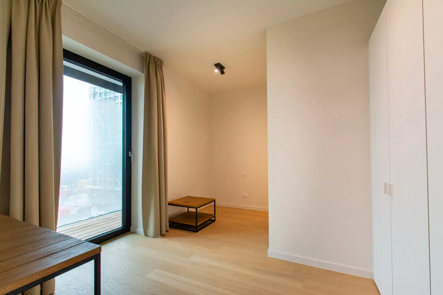 Uniek 2 slpk appartement met 2 terrassen (Nieuw Zuid) foto 10