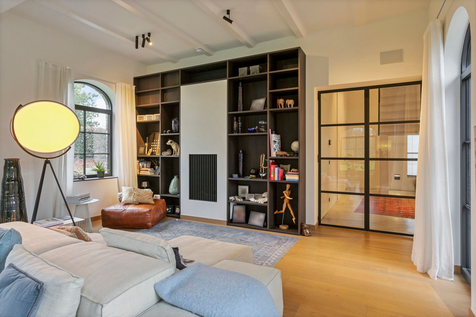 LUXUEUS EN EXCLUSIEF LANDHUIS  MET PARKTUIN.  foto 6