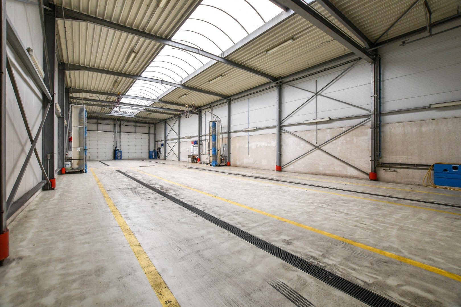 Uniek bedrijventerrein op toplocatie te Zeebrugge - 11.948 m² aan mogelijkheden!  foto 6